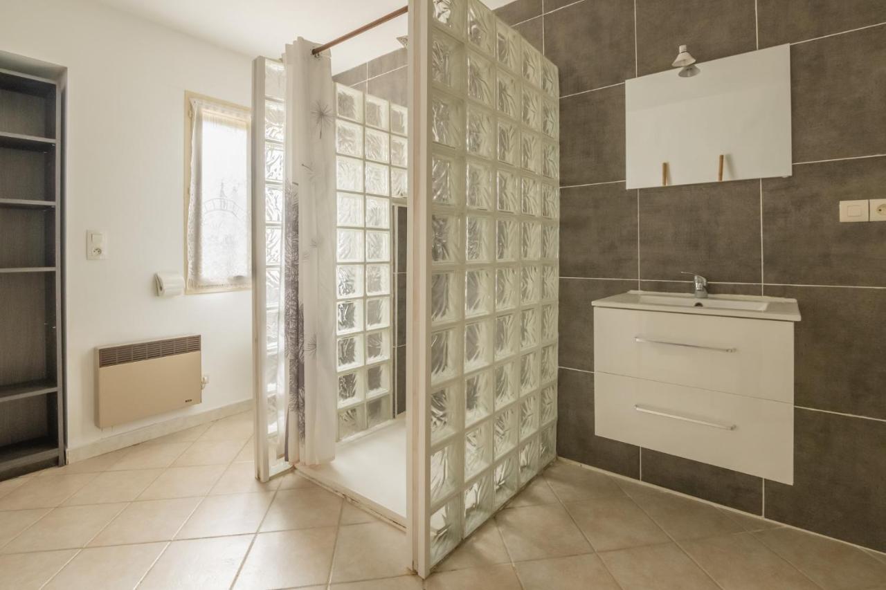 Villa Les Cigales Ouveillan Bagian luar foto