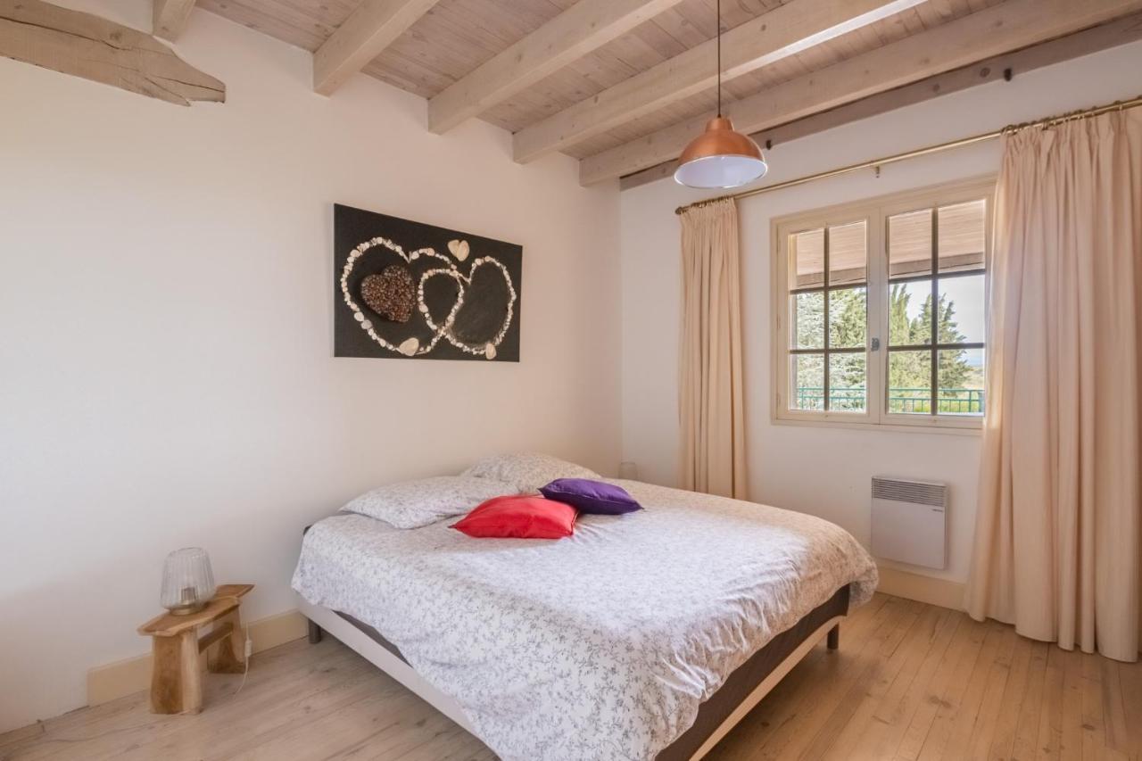 Villa Les Cigales Ouveillan Bagian luar foto